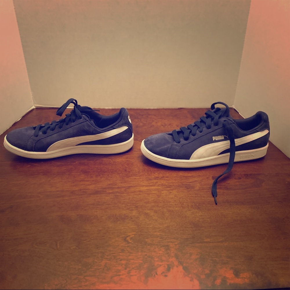 Men’s Blue Puma Classics Size 10